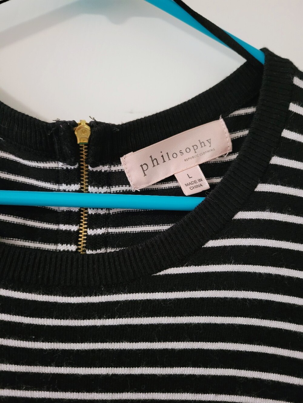 Womens Philosophy Sweater, Size L - Picture 3 of 5